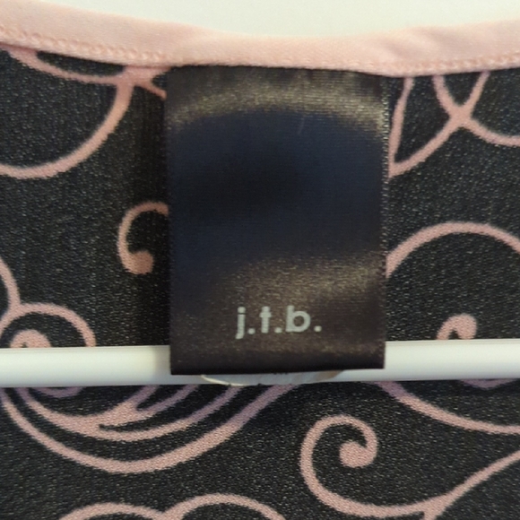 Black and Pink Swirl Pattern Women's Top - Picture 2 of 2